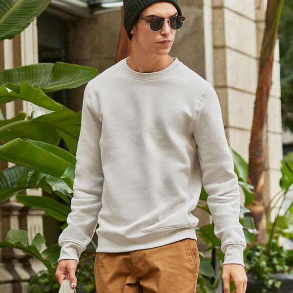 B&C KING Crew Neck Thumbnail